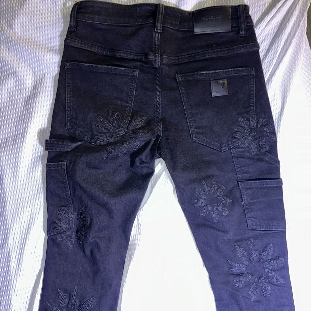 Valabasas Jeans Size 29 Black Skinny Fit 5 Pocket Flower Embroidered Denim